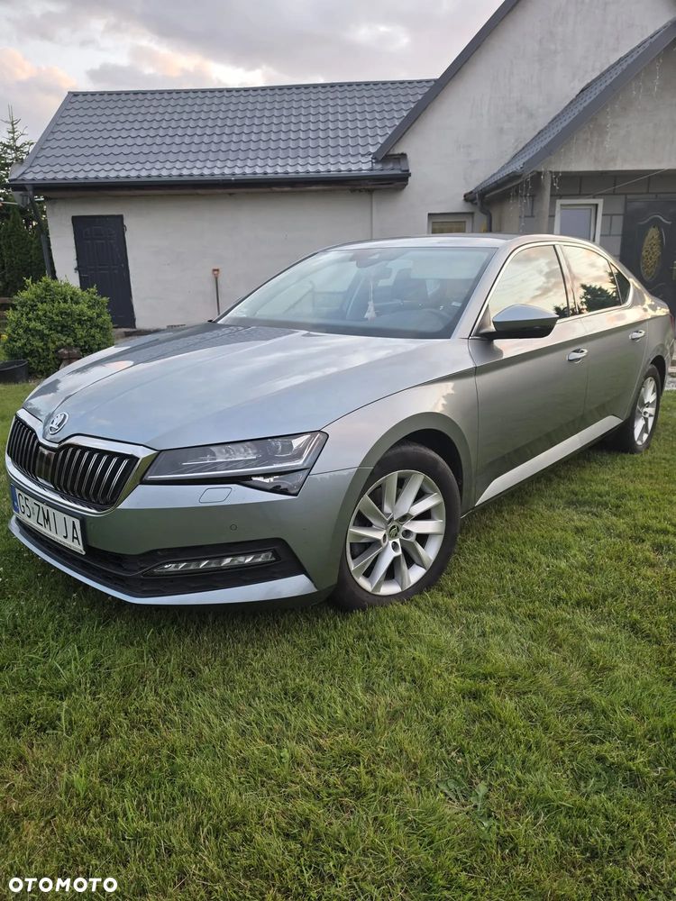 Skoda Superb 2019 photo 3