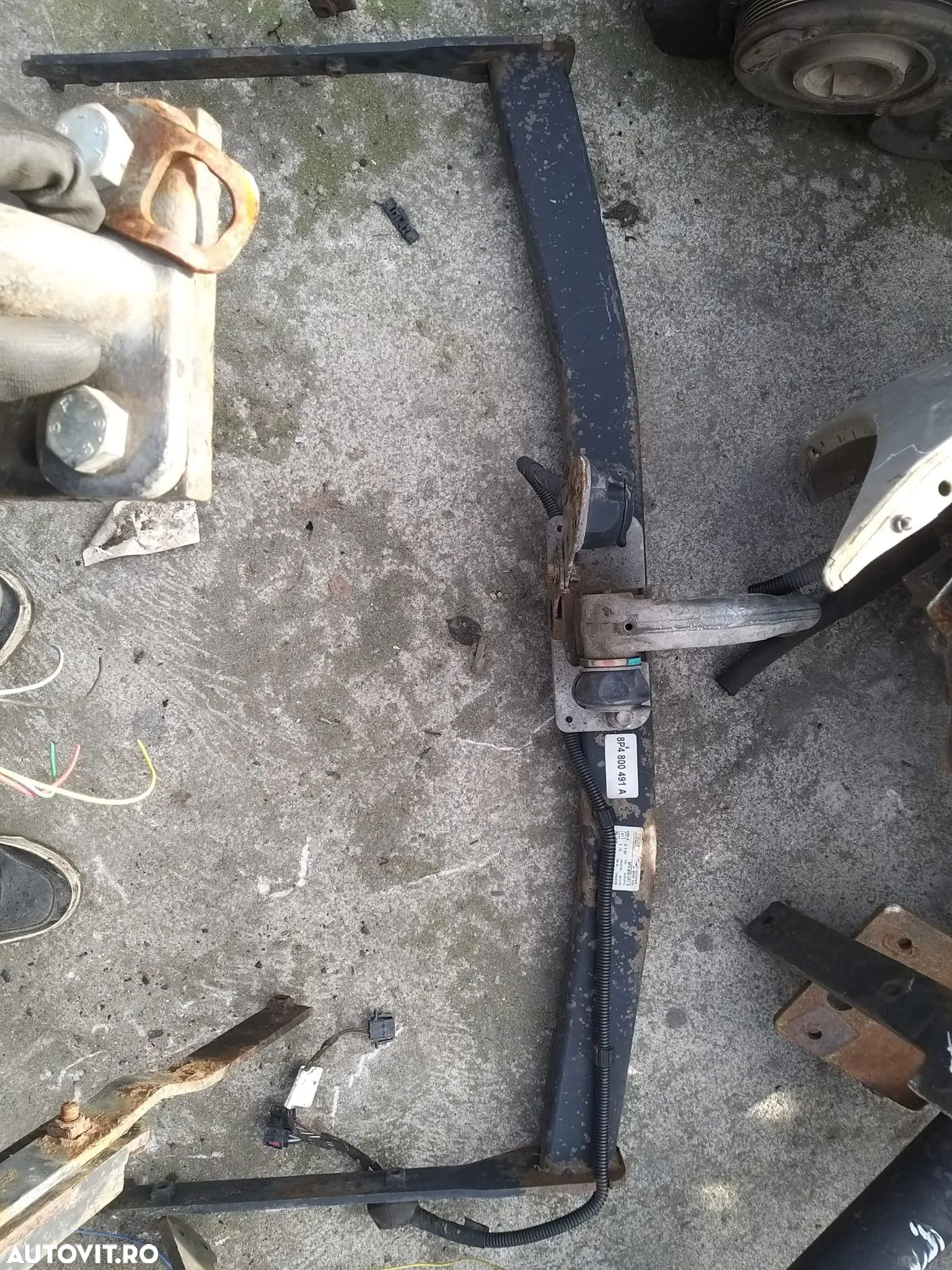 Carlig Remorcare pentru Audi A3 8P - 1