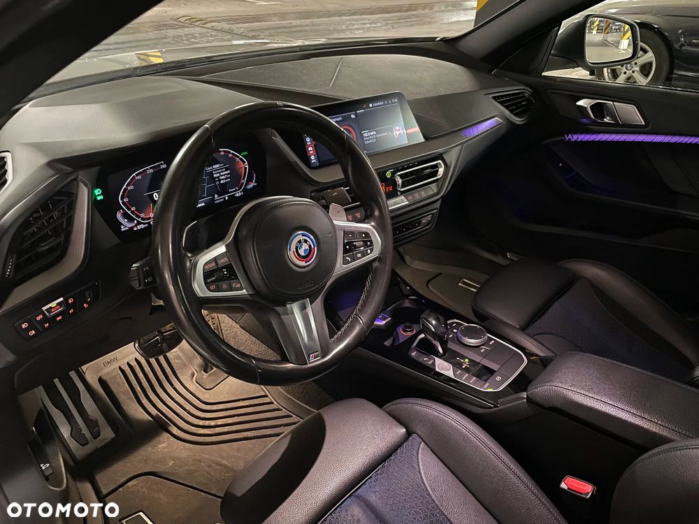 BMW Seria 2 218d M Sport sport - 12