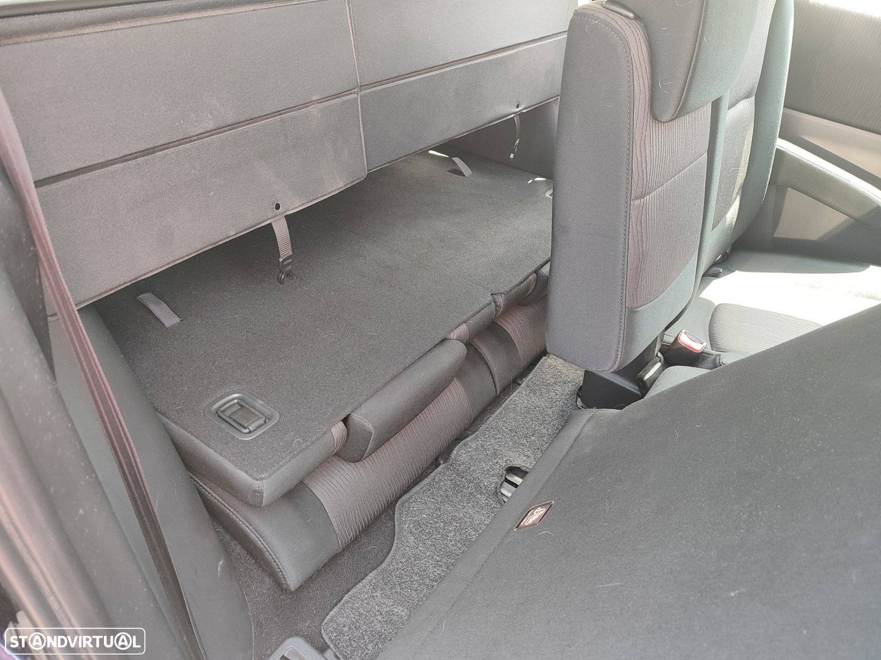Mazda 5 MZR-CD 2.0 Comfort - 8