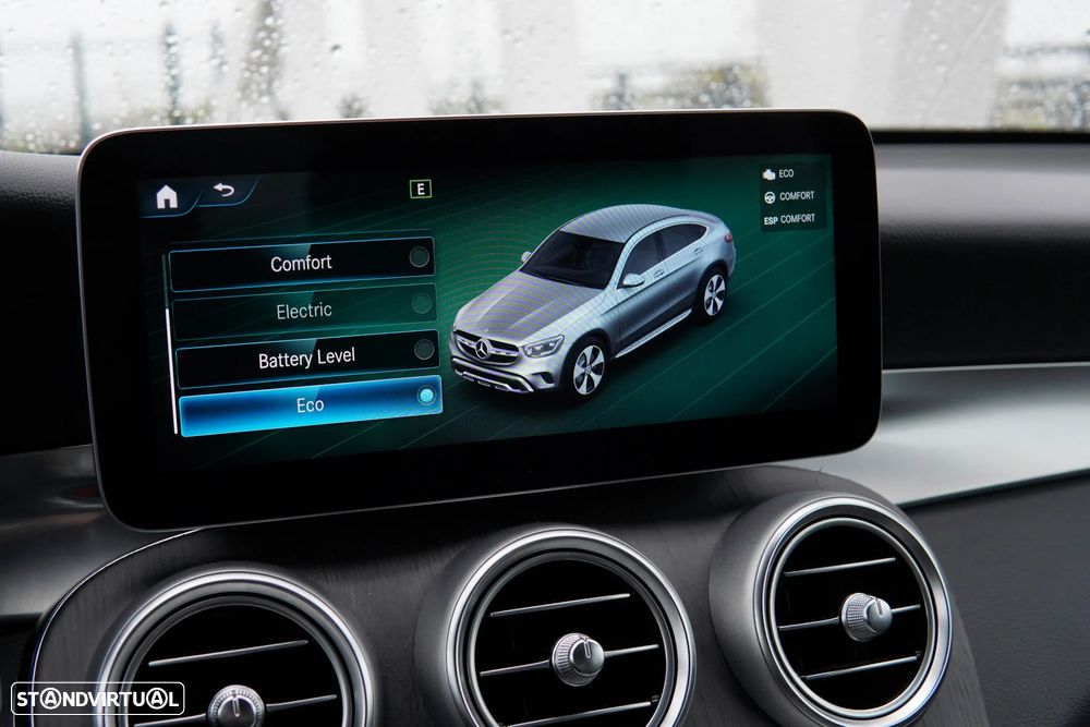 Mercedes-Benz GLC 300 e 4Matic - 38