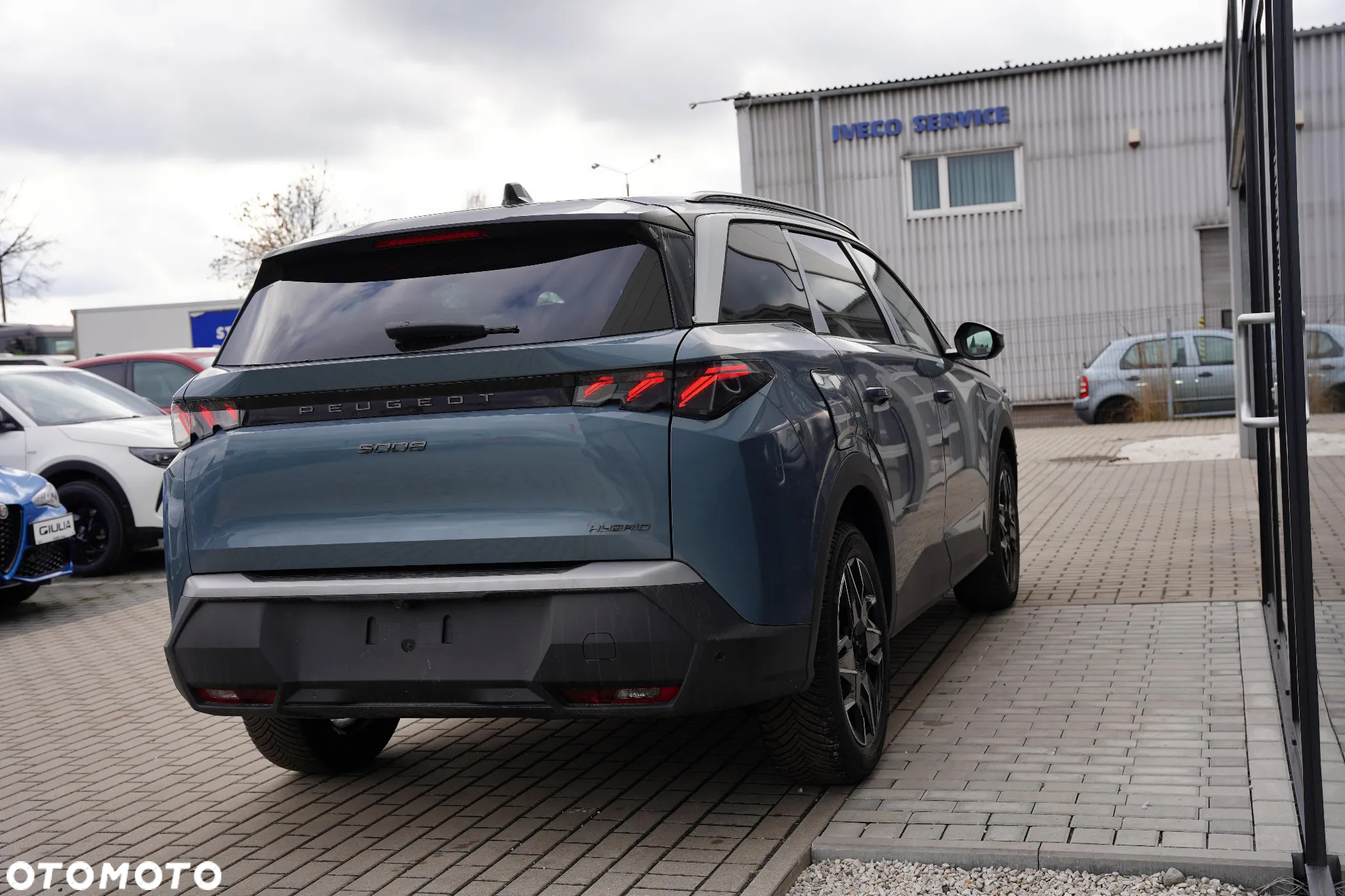 Peugeot 5008 1.2 PureTech mHEV GT S&S e-DCS6 - 5