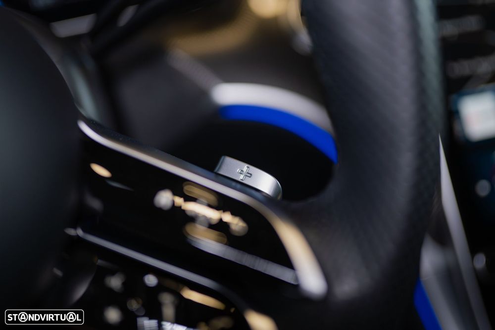 Mercedes-Benz C 300 e AMG Line - 44