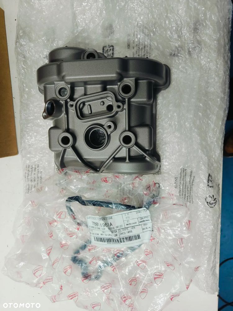 Pokrywa Zaworów Przedniego Cylindra + Uszczelka Ducati Multistrada V2 Street Fighter +24 - 1
