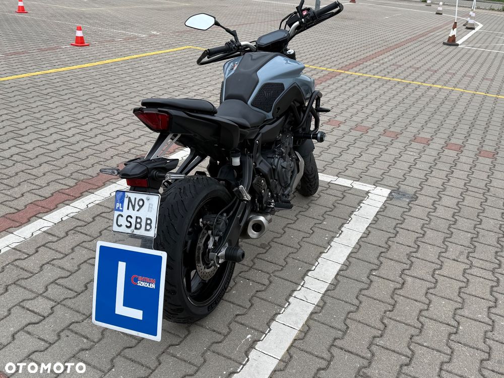 Yamaha MT - 7