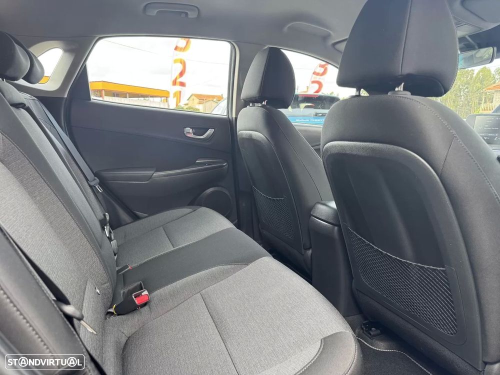 Hyundai Kauai 39 kWh Premium - 17