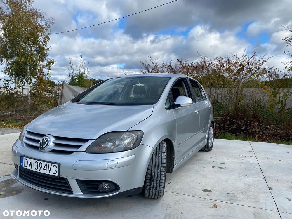Volkswagen Golf Plus - 1