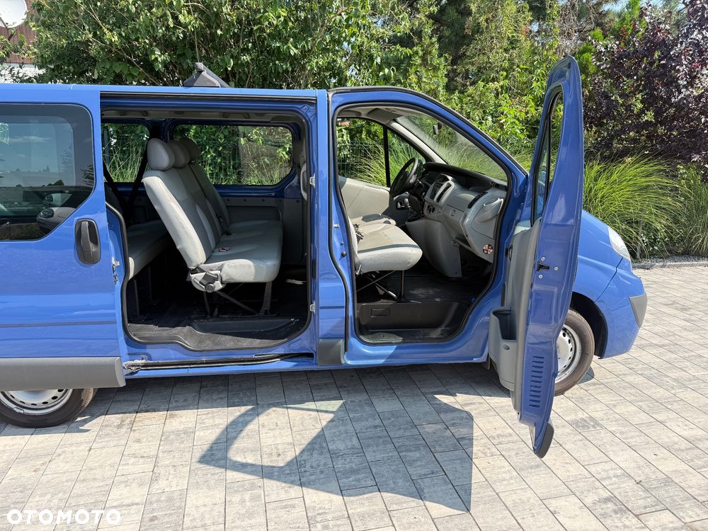 Opel Vivaro - 12