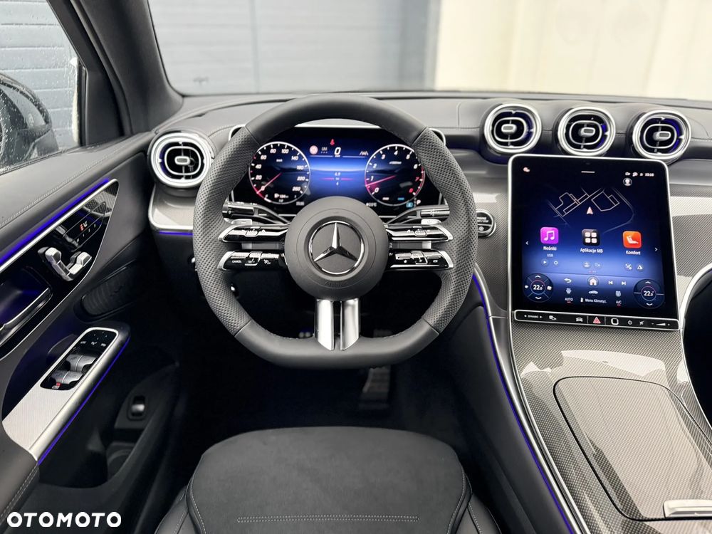 Mercedes-Benz GLC - 12