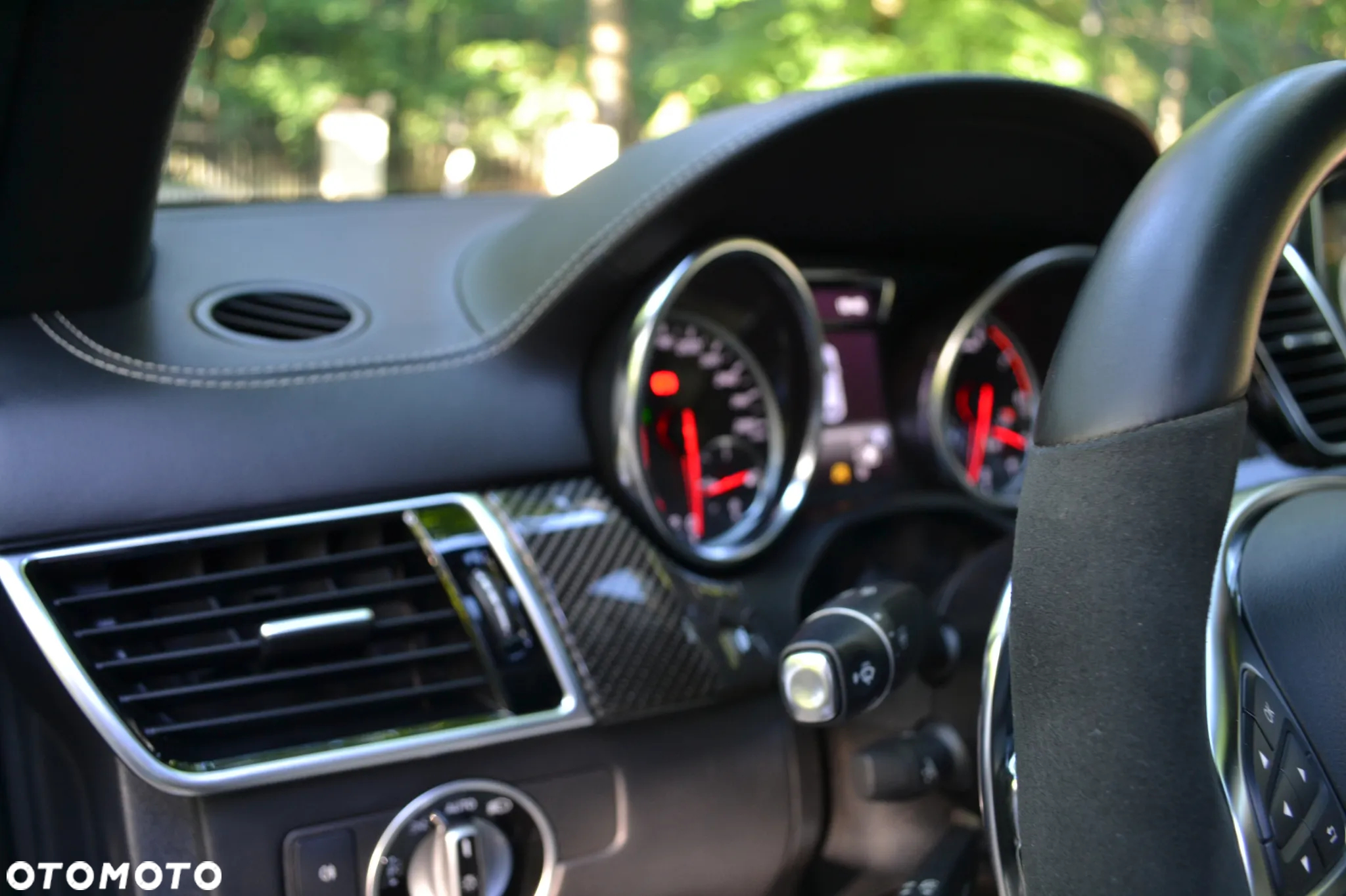 Mercedes-Benz GLE AMG Coupe 43 4-Matic - 32
