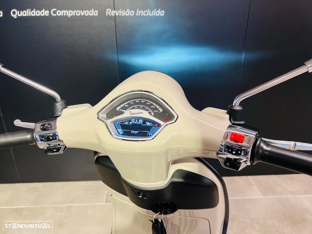 Vespa Primavera 125 S - 4