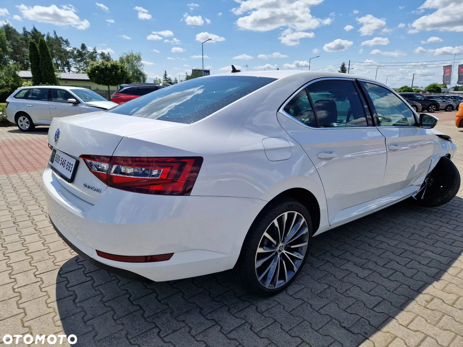 Skoda Superb 1.5 TSI ACT L&K - 6
