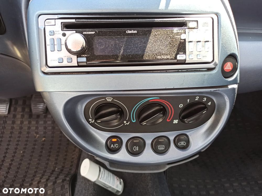 Ford KA 1.3 - 7