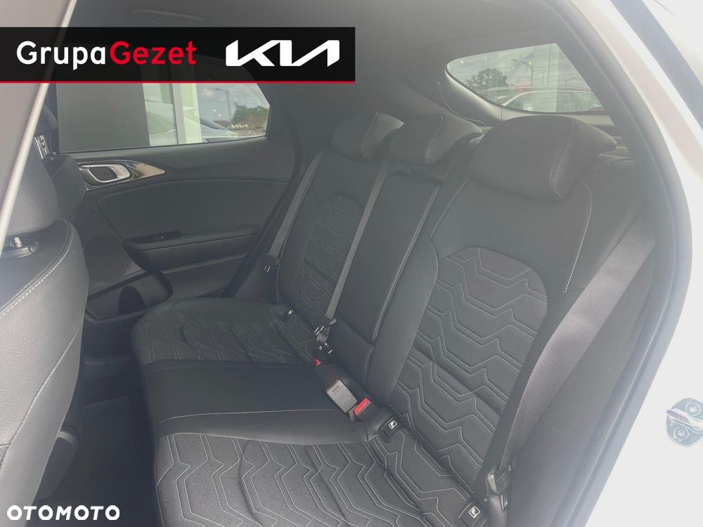 Kia XCeed - 19