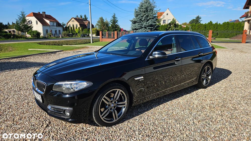BMW Seria 5 520d xDrive - 15