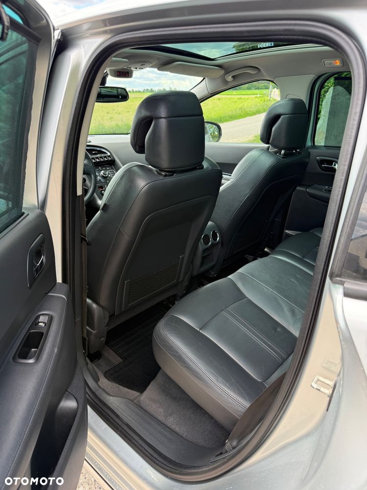 Peugeot 3008 2.0 HDi Allure - 15