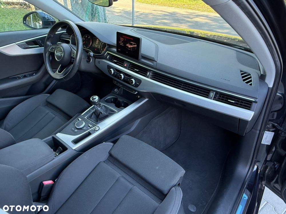 Audi A4 Avant - 6