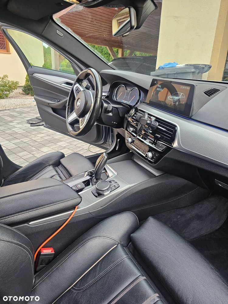 BMW Seria 5 520d xDrive Sport - 8