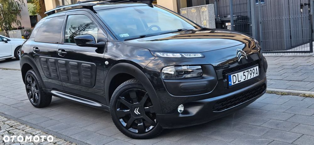 Citroën C4 Cactus 1.2 PureTech Shine Edition S&S - 19