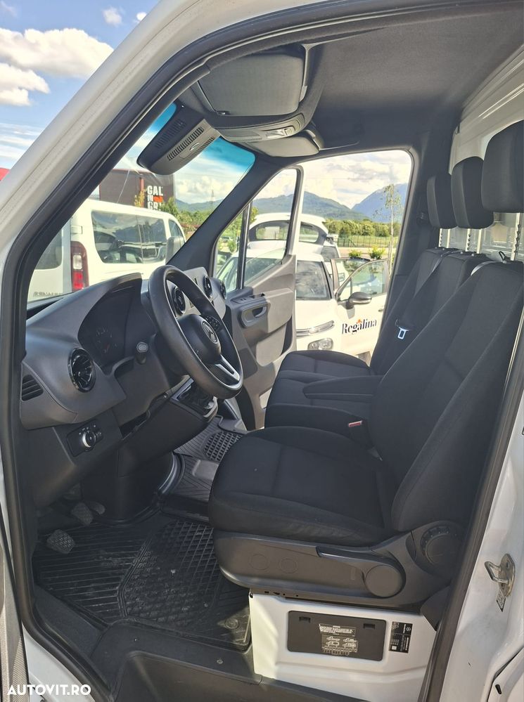 Mercedes-Benz SPRINTER - 6