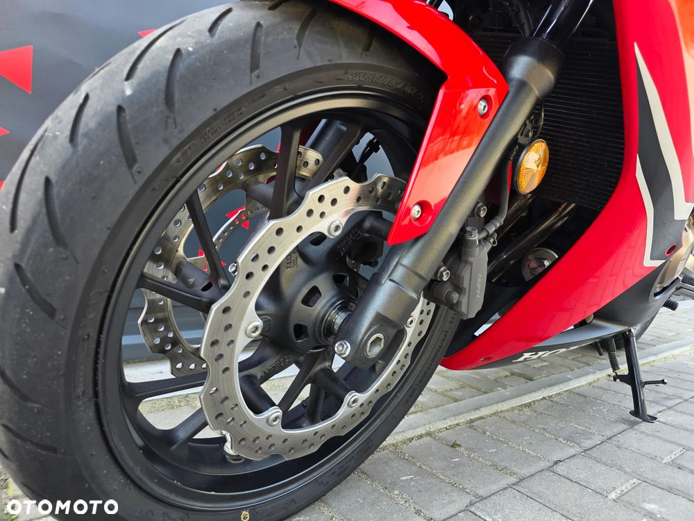Honda CBR - 15
