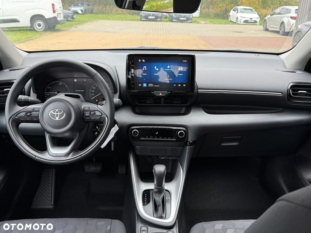 Toyota Yaris - 17
