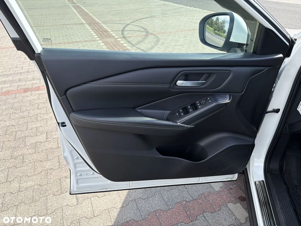 Nissan Qashqai 1.3 DIG-T mHEV N-Connecta Xtronic - 12