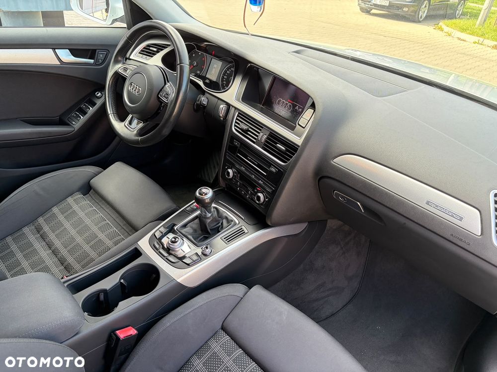 Audi A4 Avant 2.0 TDI Quattro Sport - 30