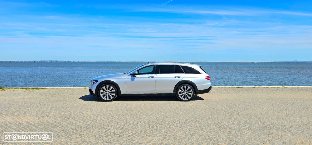 Mercedes-Benz E 220 d 4-Matic All Terrain Avantgarde - 27