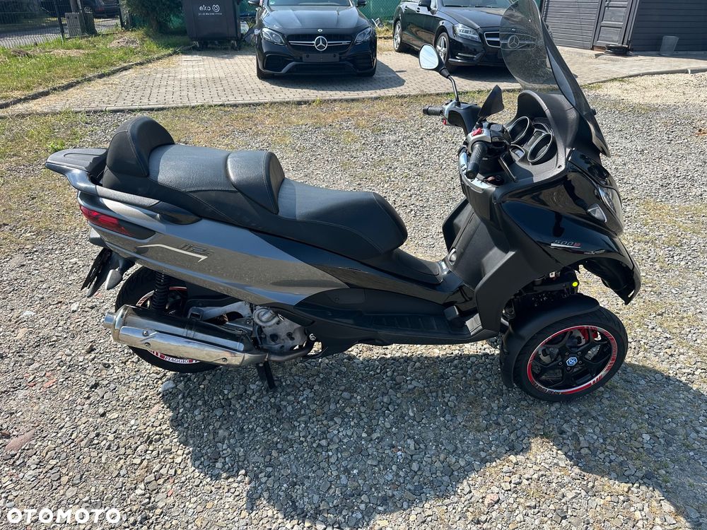 Piaggio MP-3 - 12