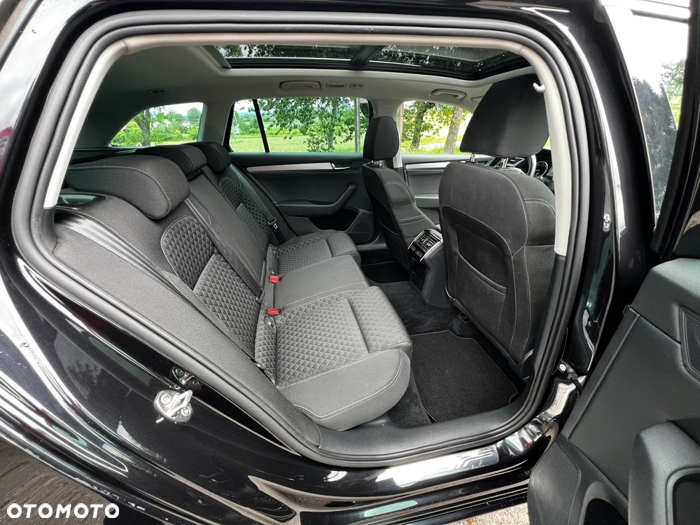 Skoda Superb 2.0 TDI DSG Style - 16