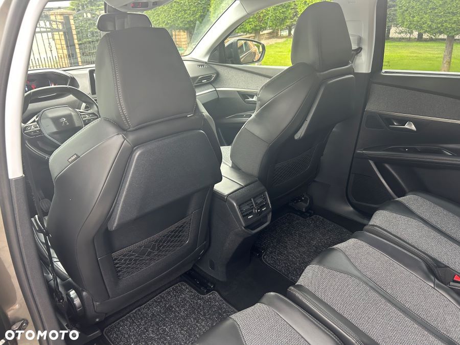 Peugeot 5008 ver-bluehdi-150-stop-start-allure - 16