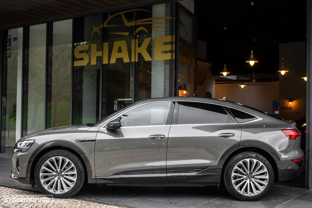 Audi Q8 e-Tron Sportback 55 quattro advanced - 2