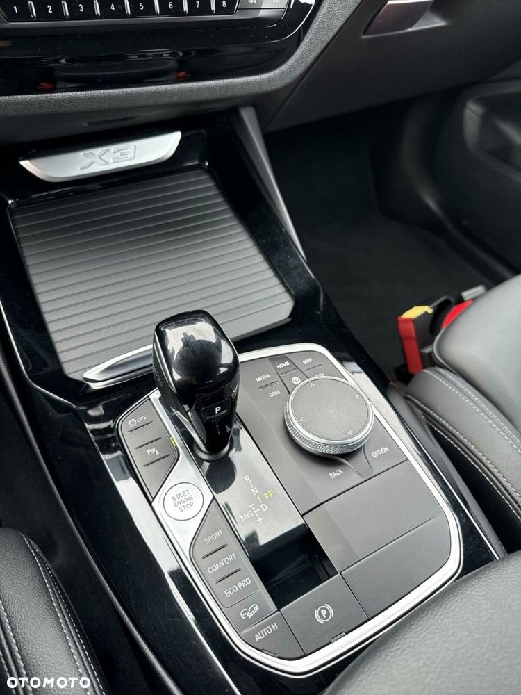 BMW X3 - 16