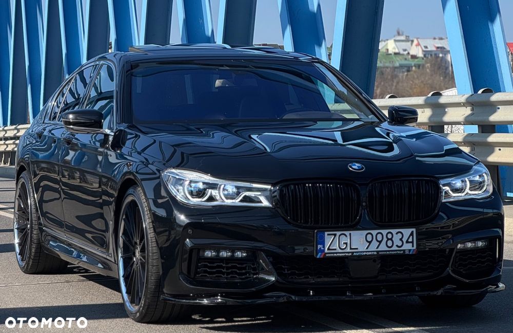 BMW Seria 7 - 12