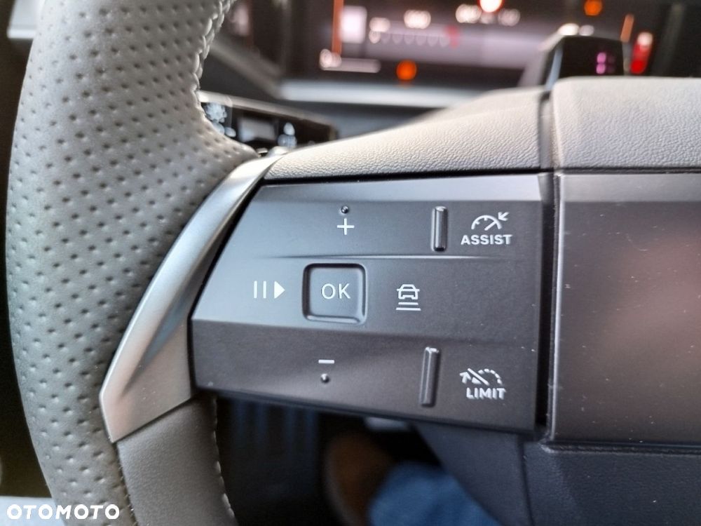 Opel Grandland - 25