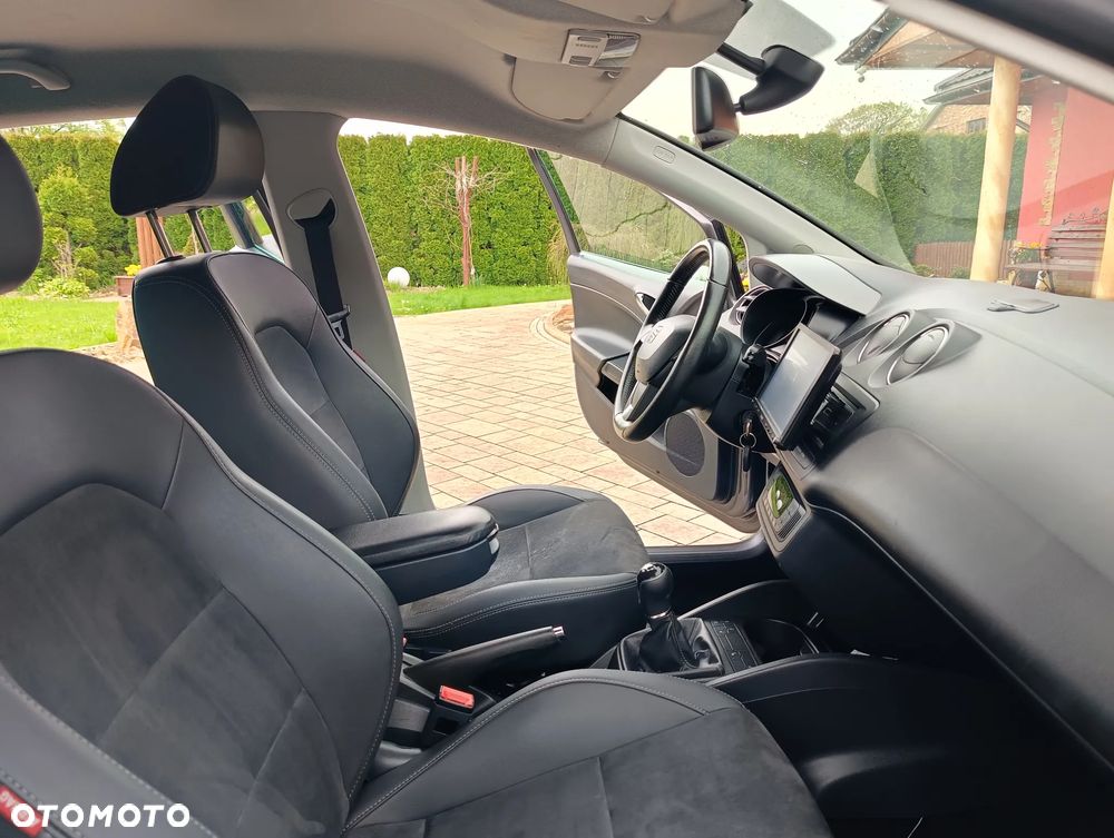 Seat Ibiza 1.6 TDI CR Style - 33