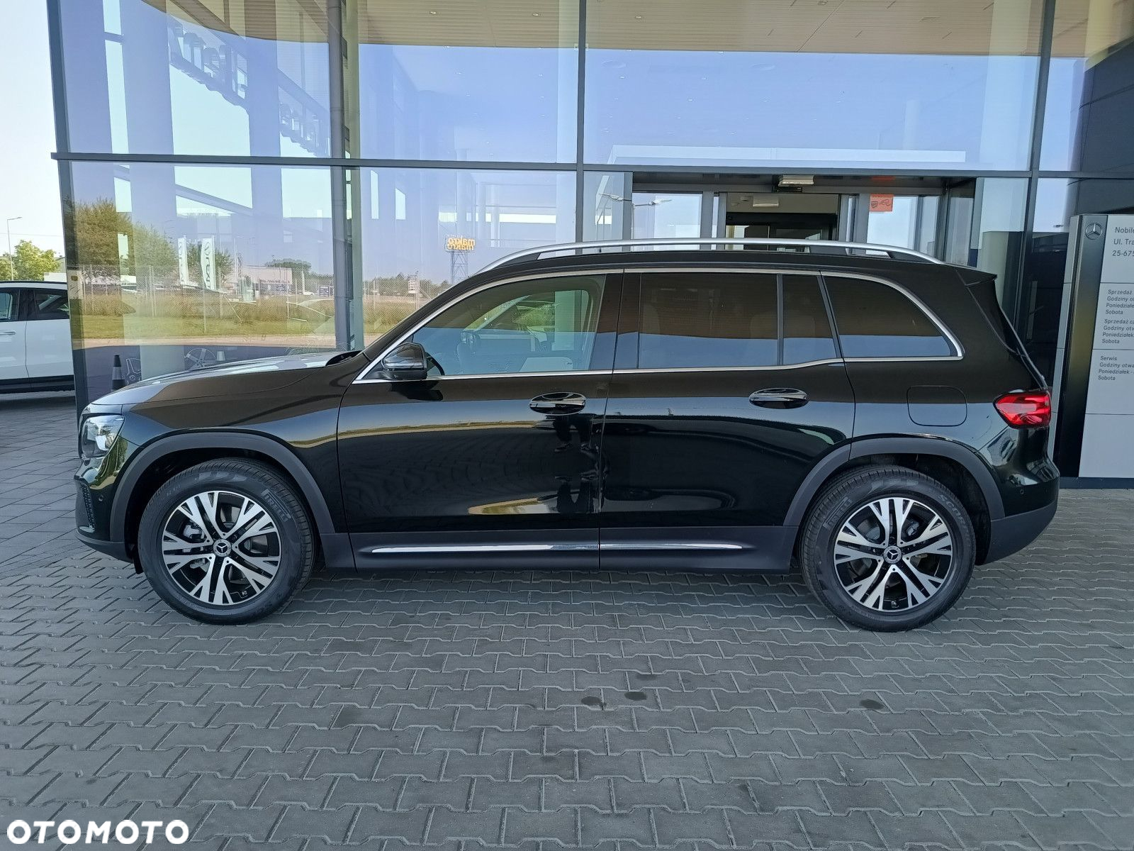 Mercedes-Benz GLB - 6