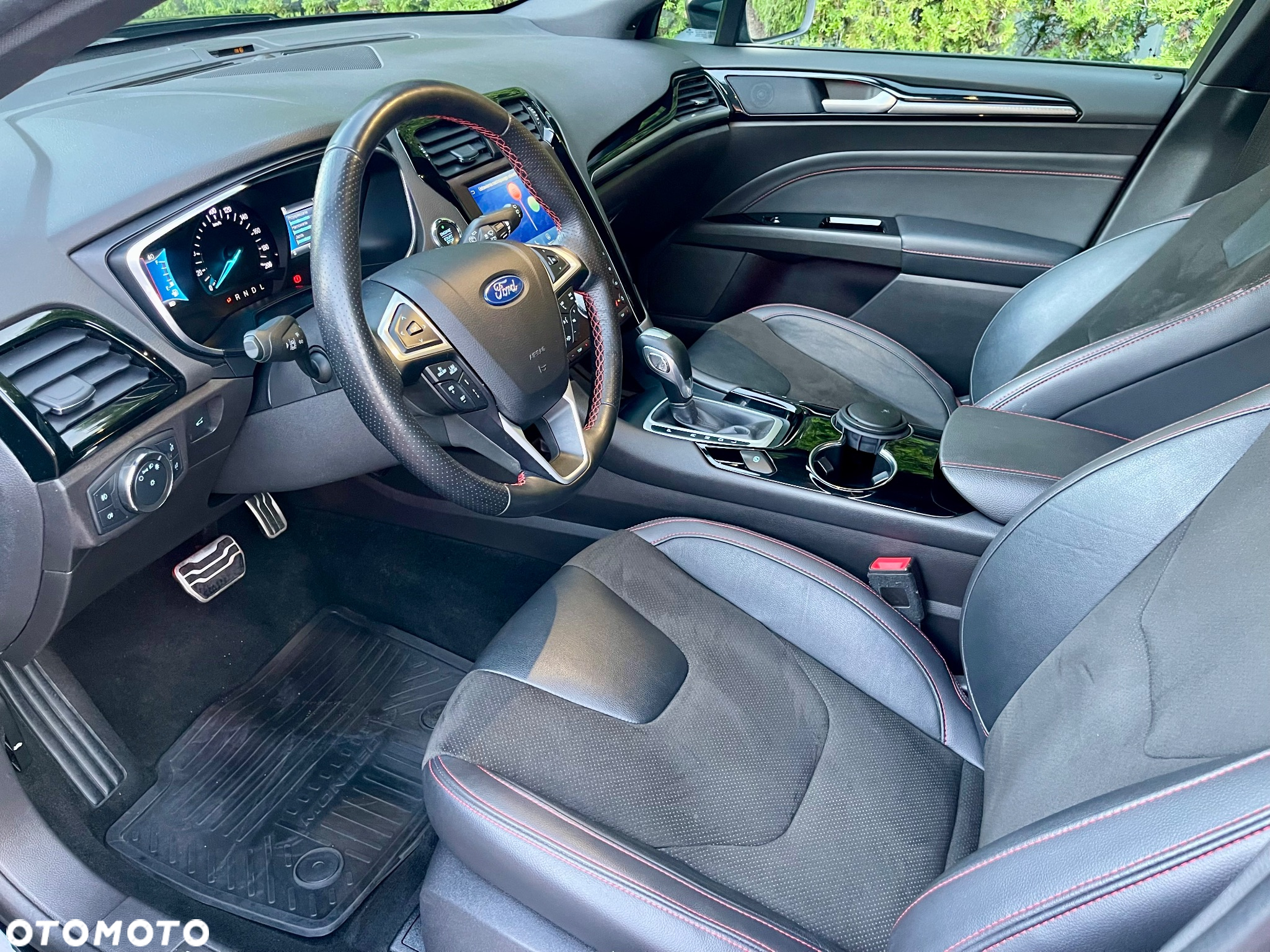 Ford Mondeo 2.0 Hybrid ST-Line Plus - 12