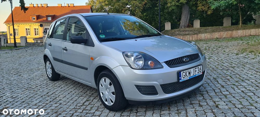 Ford Fiesta 1.4 Style - 13