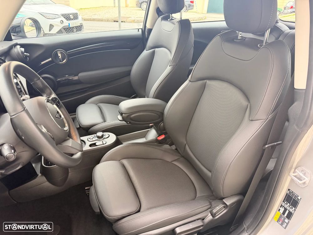 MINI 3 Portas Cooper SE - 9