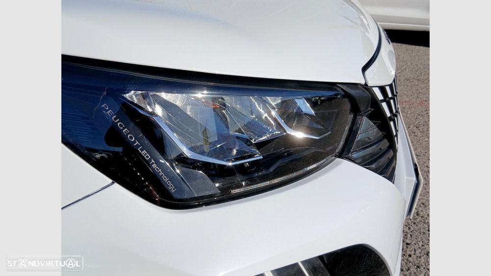 Peugeot 2008 1.2 Hybrid Allure e-DCS6 - 9