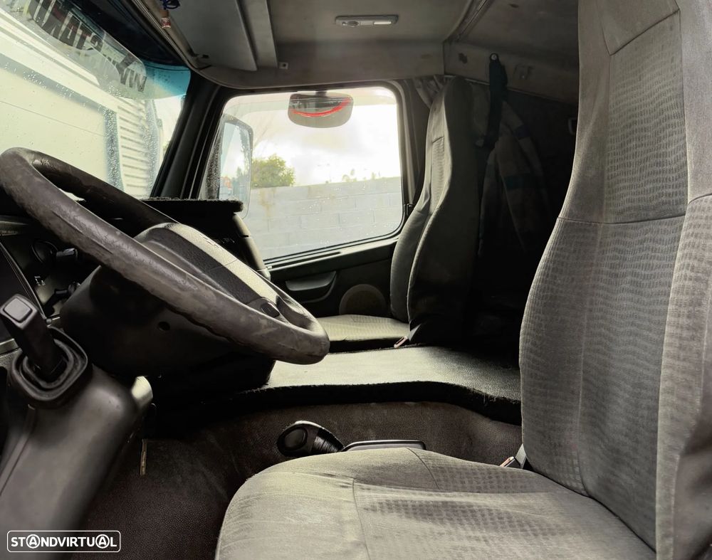 Volvo FM 420 19T REBOQUE PORTA 5/6 PRONTO SOCORRO - 10