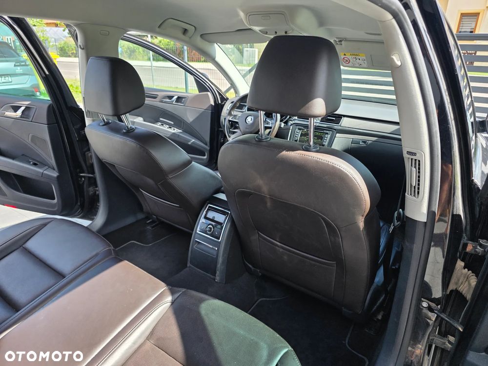 Skoda Superb 2.0 TDI 4x4 L&K DSG - 21
