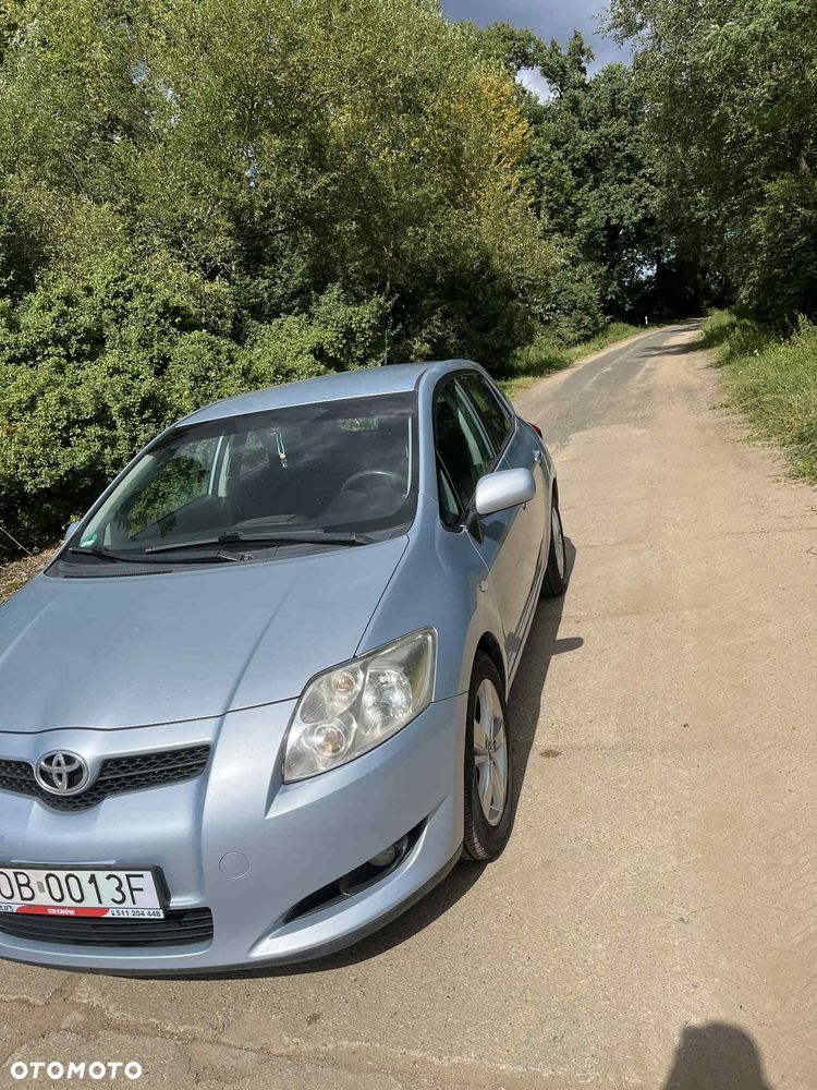 Toyota Auris 2.0 D-4D Sol - 4