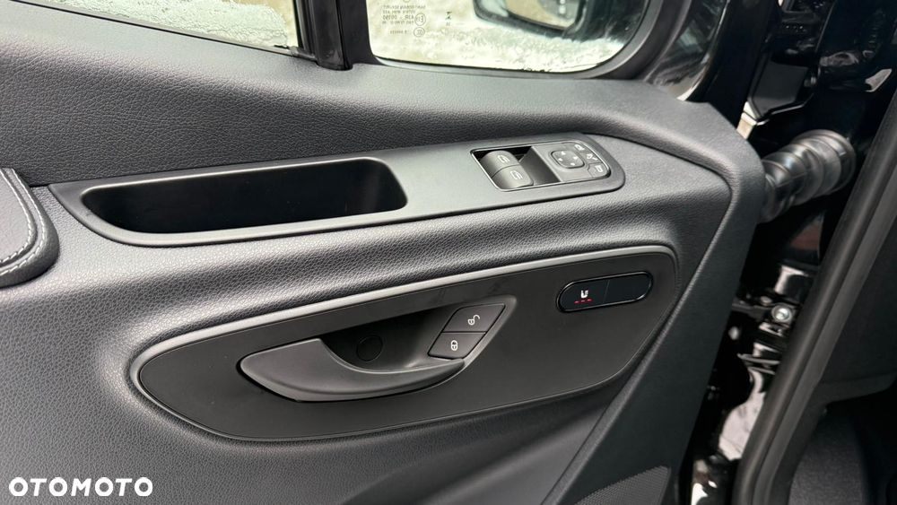 Mercedes-Benz Sprinter 319 CDI Furgon SELECT - 11