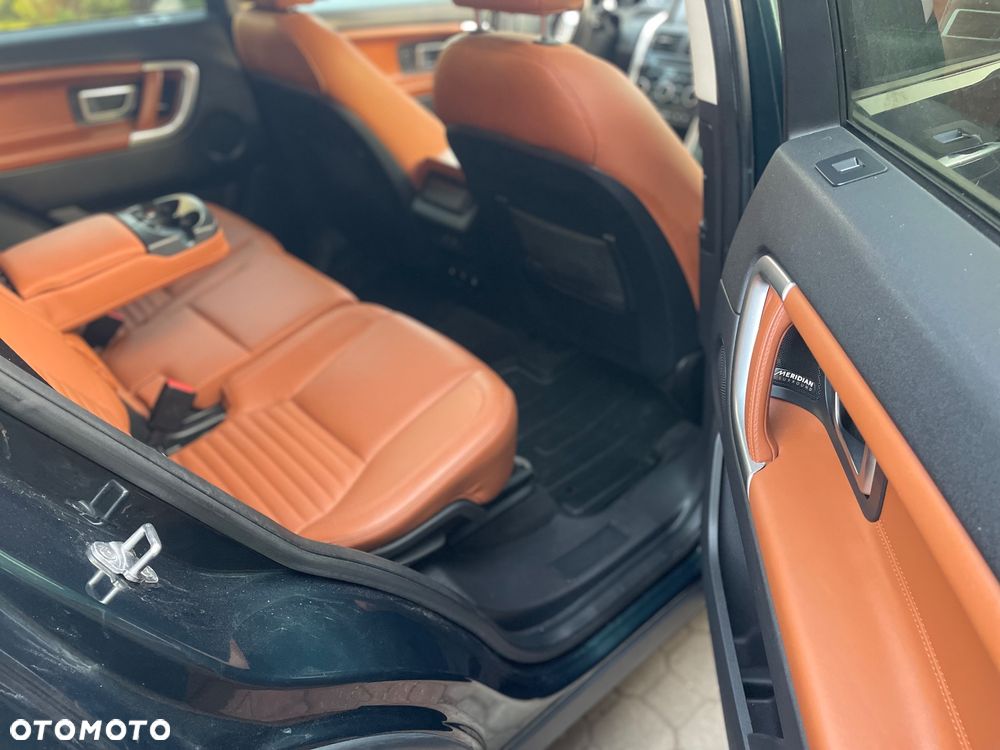 Land Rover Discovery Sport - 29