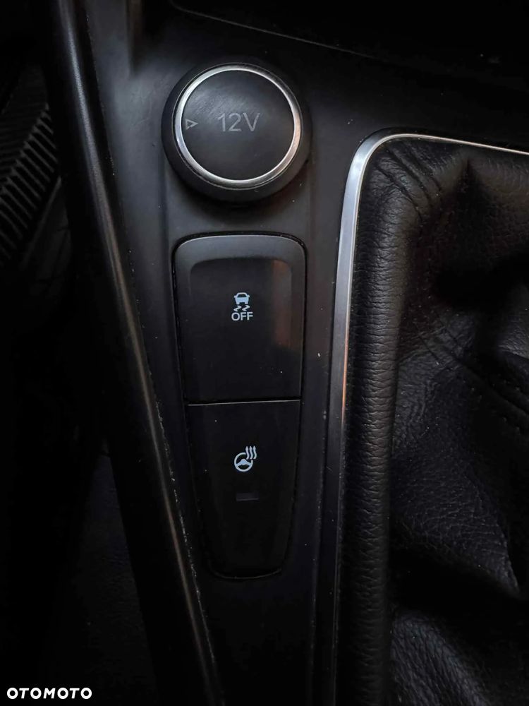 Ford Focus 2.0 EcoBoost ST - 17