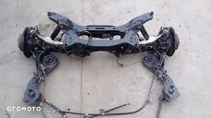 QASHQAI J10 ZAWIESZENIE TYŁ BELKA OŚ TYLNA 1,5 DCI - 1