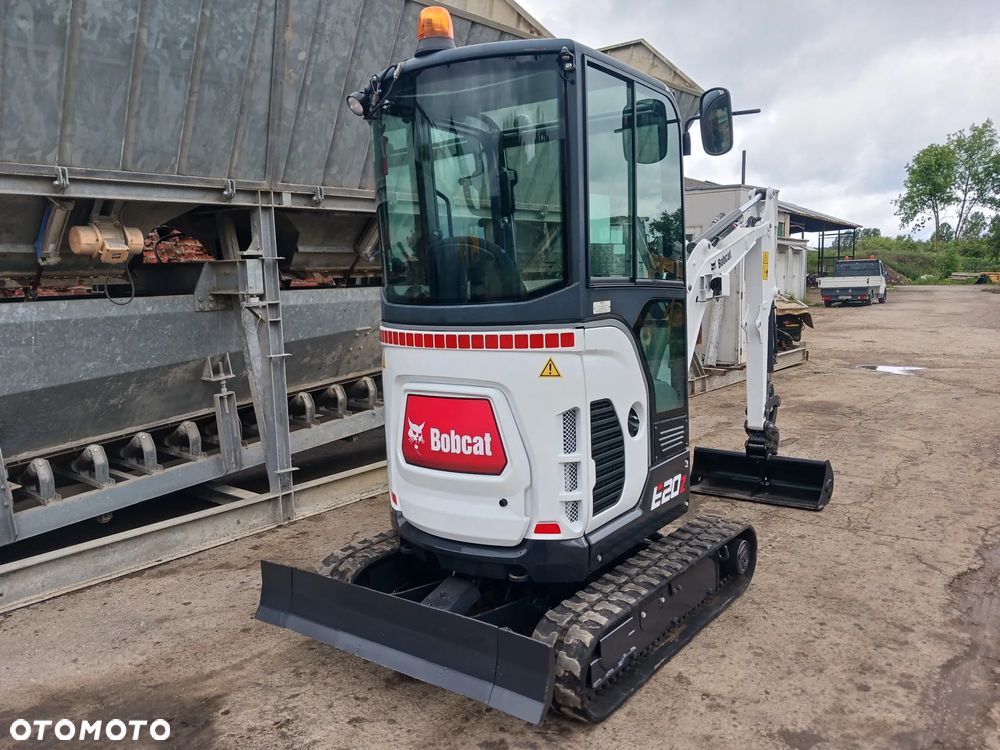 Bobcat E20Z - 7